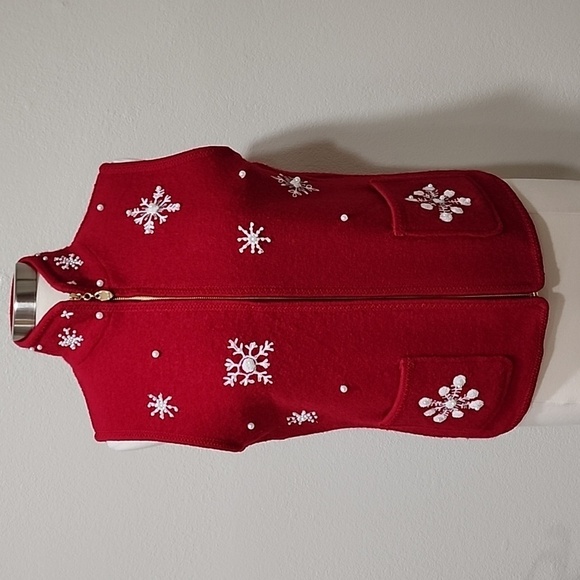 Winter Holiday Vest Boiled Wool with Faux Pearls Embroidered Snowflakes size Med - Picture 1 of 9